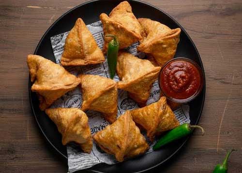 Classic Vegetable Samosas